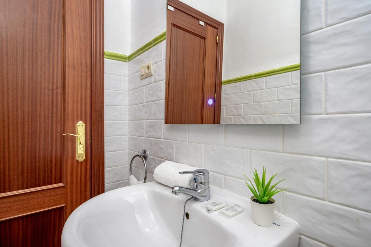 Spacious Flat In The Heart Of Torremolinos Ref 39 Apartment Luaran gambar